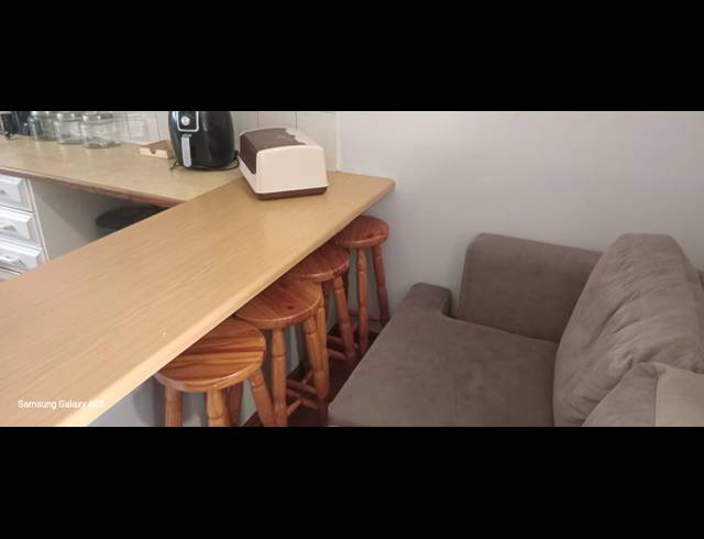 2 BEDROOM SECTIONAL TITLE FOR SALE IN RAMSGATE